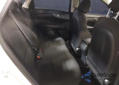 2020 Kia Forte Fe z USA, uszkodzony, nr VIN 3KPF24AD3LE174606